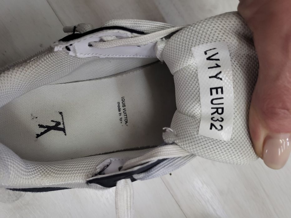 Sneakers unisex  mărimea 32