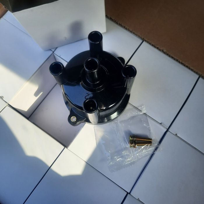 Крышка трамблера.