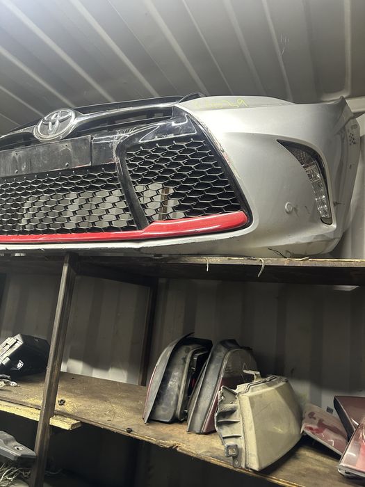 Капот на Камри 55 SE оргинал