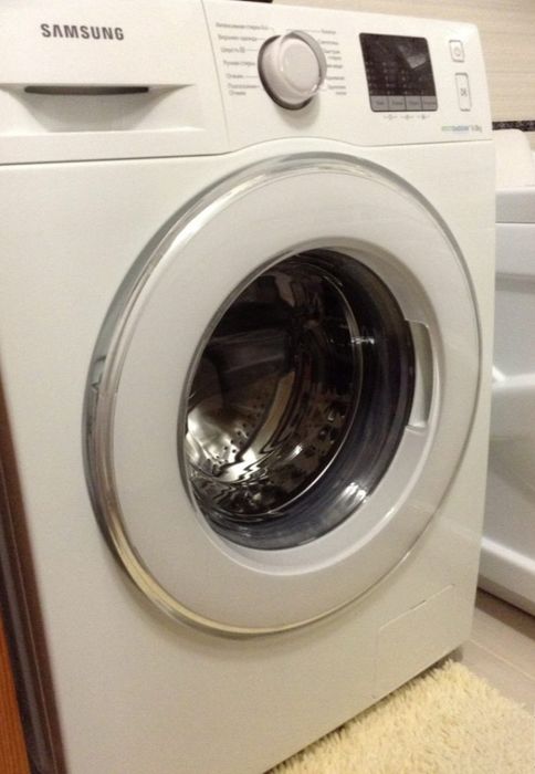Стиральная машинка Samsung