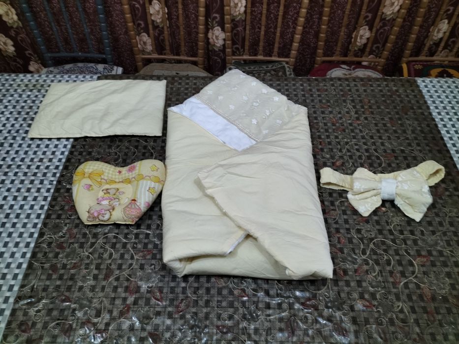 Продам кокон гнездышко для малыша