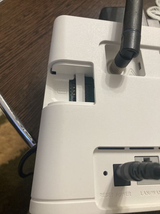 Ruter sim HuaweiB311-221