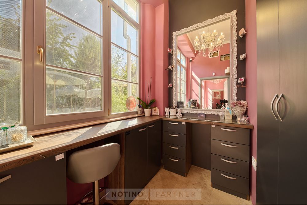 Inchiriem post coafor in salon  251Beauty&Co