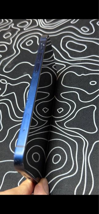 Продам или обменяю айфон 12