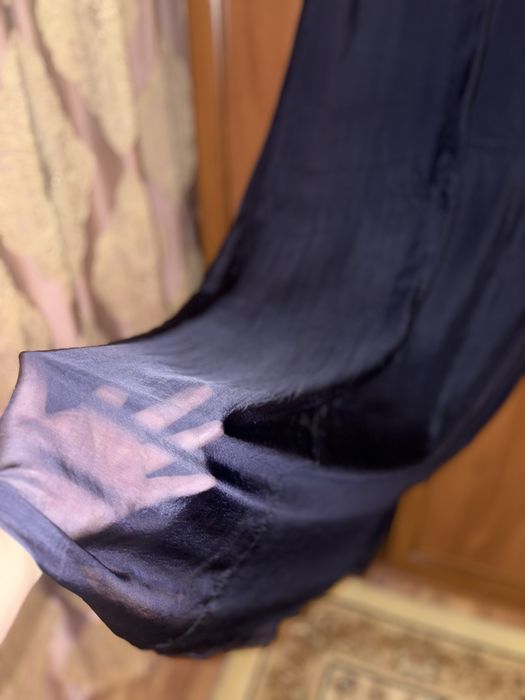 Очень красивое платье из капрона 48-52р.