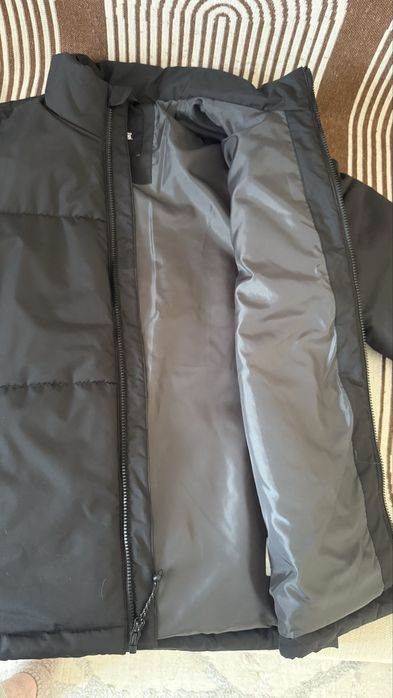 Демисезонный пуховик Vans