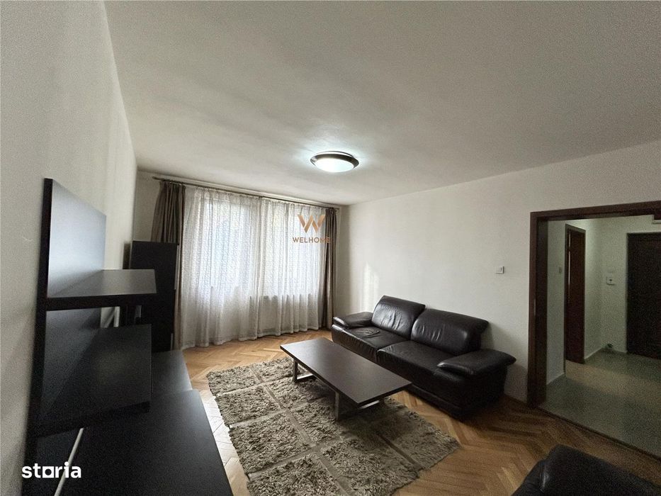 Apartament cu 3 camere decomandate, 2 bai, Zona centrala