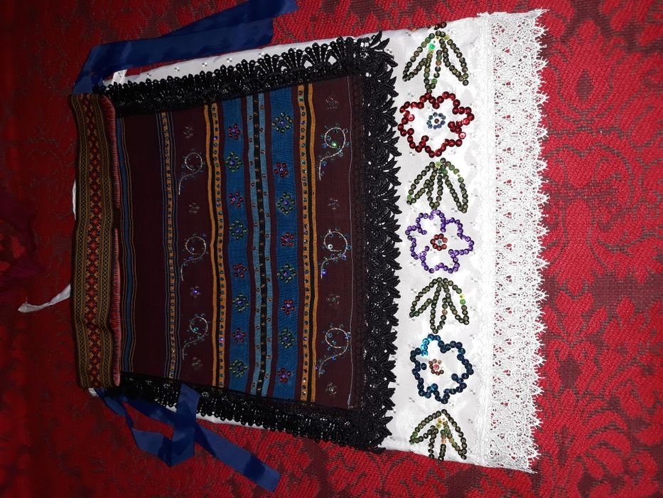 Costum popular