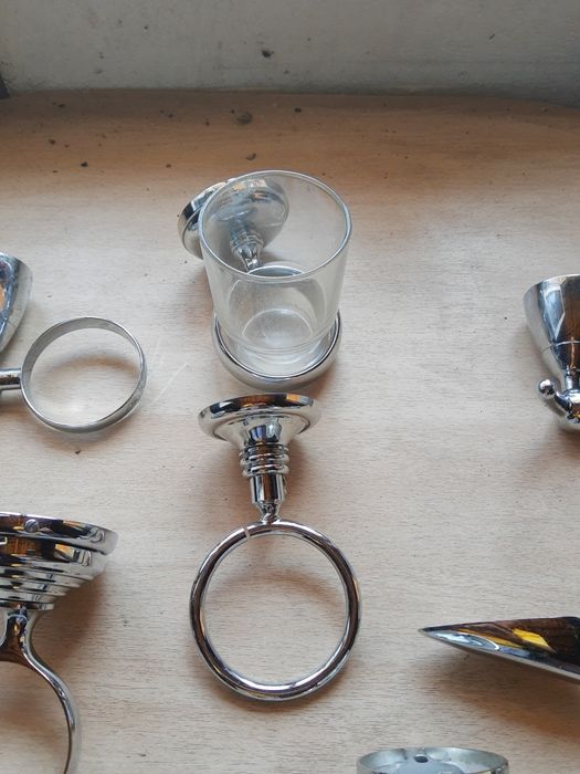 Аксесоари за баня.