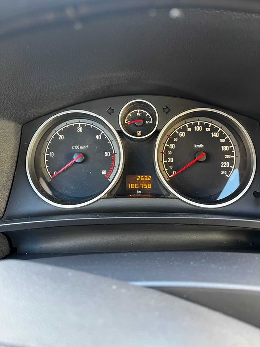 De vanzare Opel Zafira 1.9 CDTI