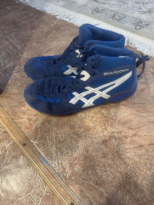 Продам борцовку и обувь для вольной борьбы