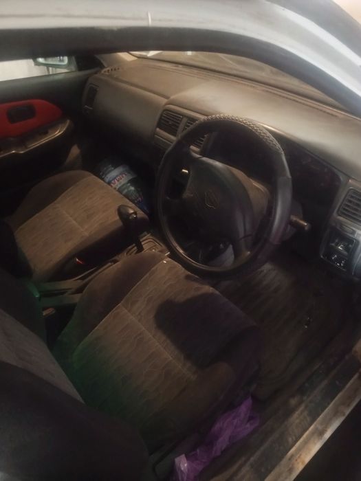 Кроме двигателя все есть ниссан примера