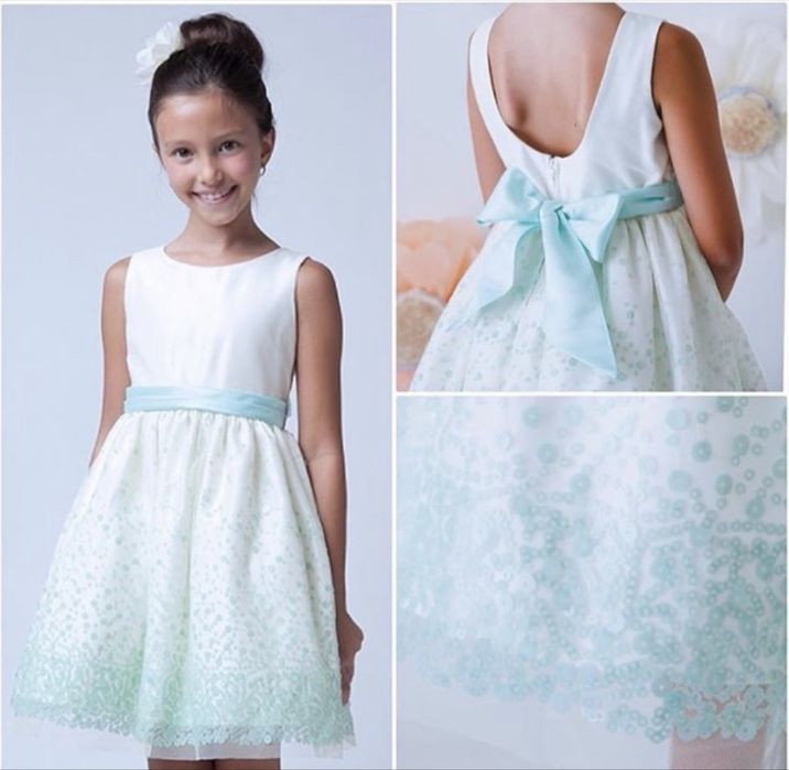 Много новых детских платьев для девочек