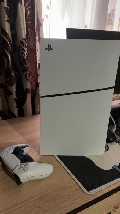 Consola PlayStation 5 (PS5) Slim, 1TB SSD