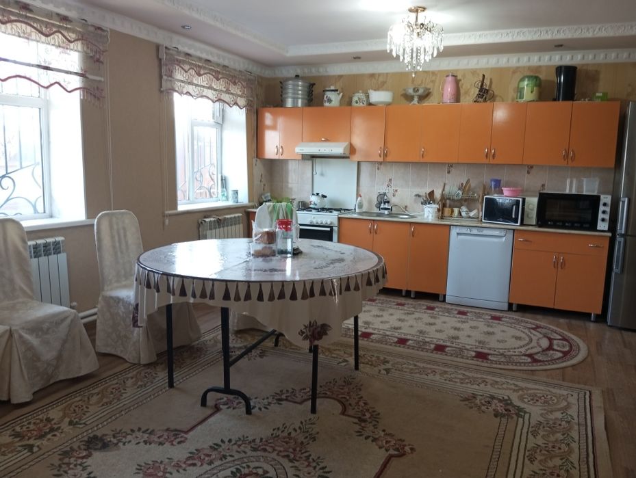 Продается добротный дом из 6 ком. В районе Тайвань