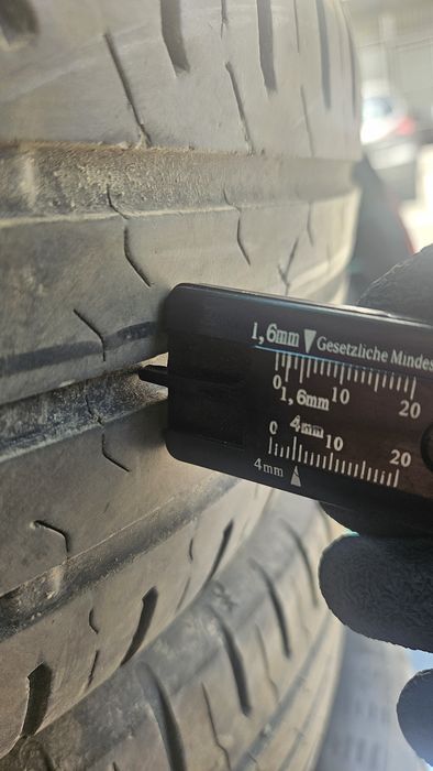 4 Летни гуми 185 65 15 Continental