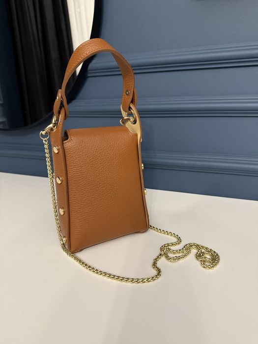 Малка дамска чантичка