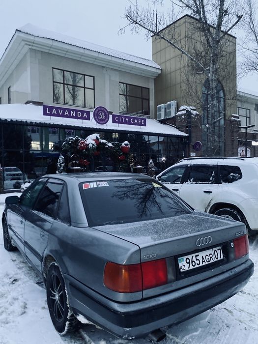 Продам ауди 100с4 торг есть