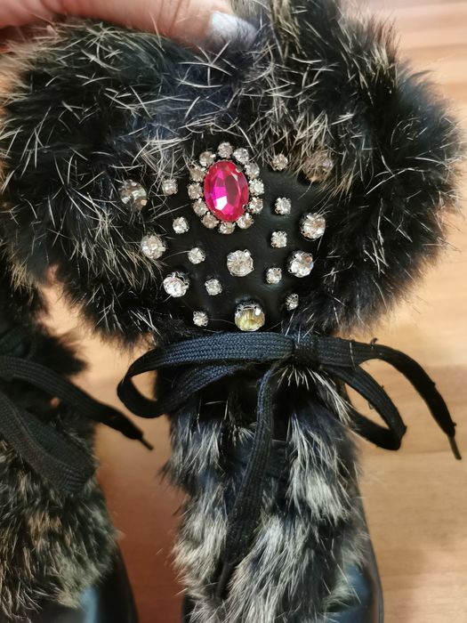 Боти естествен косъм