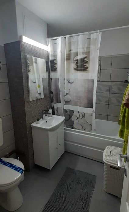 Apartament  2cam, decomandat, 53 mp- Rovine- Rond- Nicolae Iorga, aproape de centru
