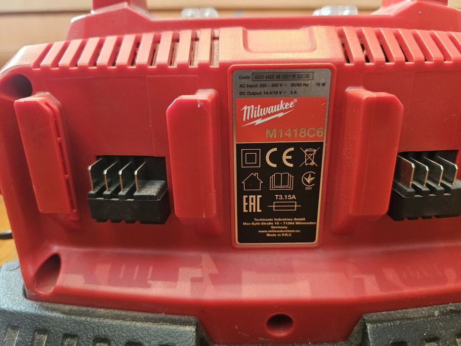 Incarcator Milwaukee M14M18 C6, 6 port