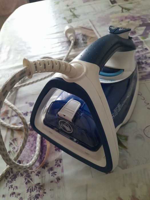 Fier de calcat cu abur Tefal si Rohnson