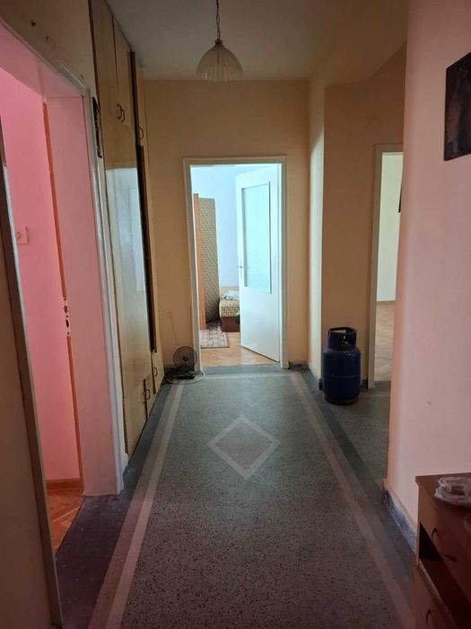 Продава се Двустаен апартамент в Разград, Бели Лом - 74 кв.м за 758 €/кв.м - Снимка #3