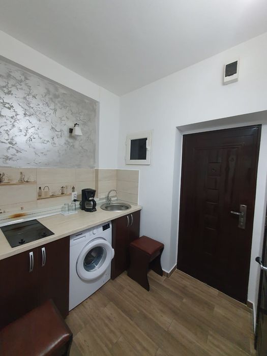 Garsoniera 90 lei/noapte, minim 5 zile , cazare în  regim hotelier