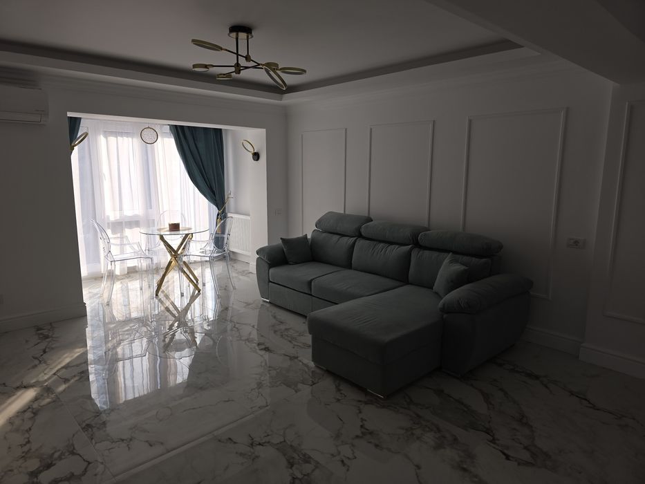 Inchiriez regim hotelier apartament Luxury