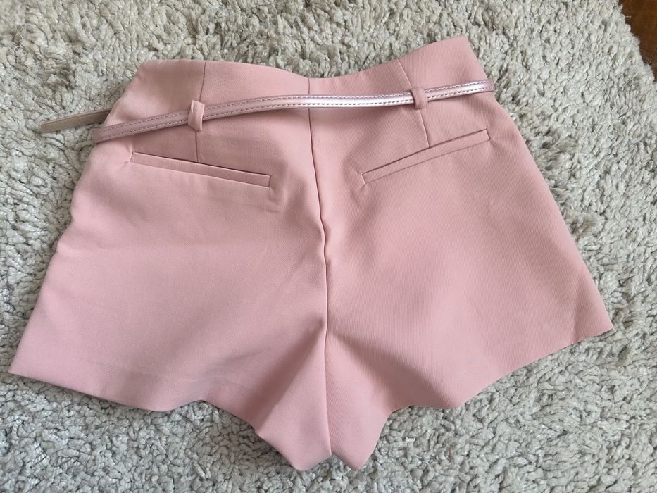 Къс панталон Zara