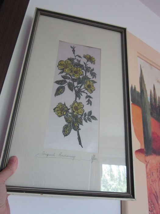 cadou inedit tablou pe matase-flori, botanic,semnat,made Germany'60