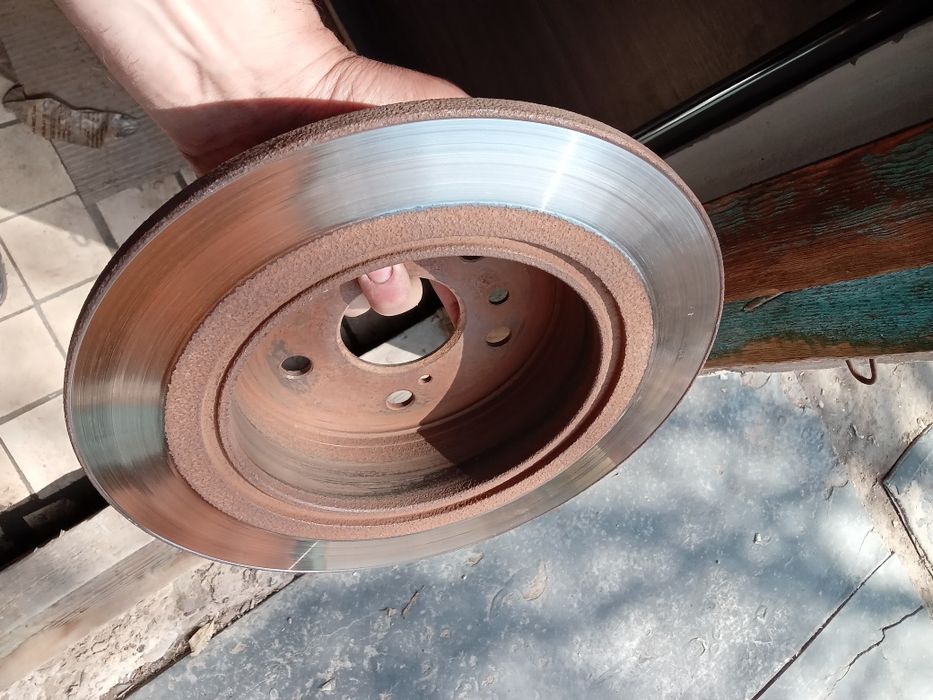 Продам тормозные диски