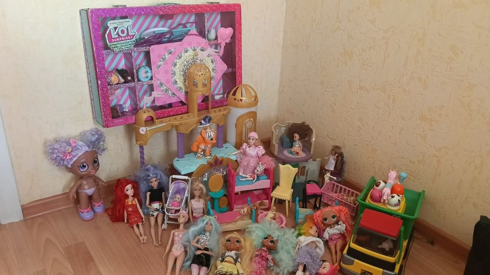 Игрушки цена за всё 5000