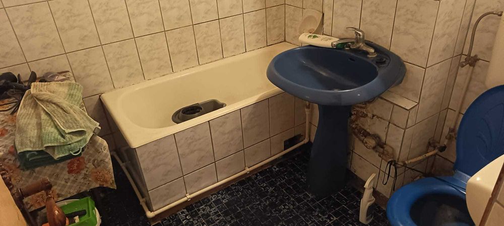 Decomandat 2 camere la Piata Deva