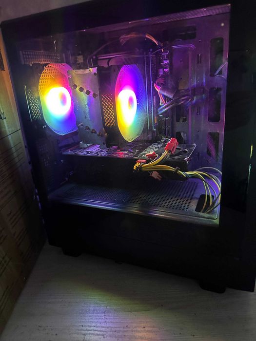 Игровой кейс / 12 ядер 24 потока / 16 gb озу / rx 570 4gb