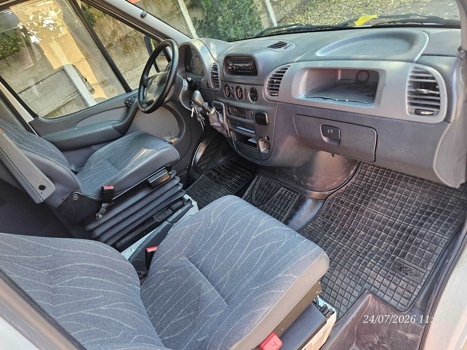 Mercedes sprinter 8+1
