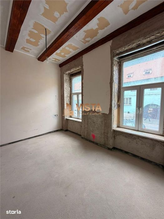 Boutique Hotel ultracentral, renovat interior, 6 apartamente pentru re