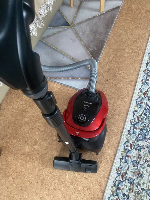Новый пылесос Samsung 2000W