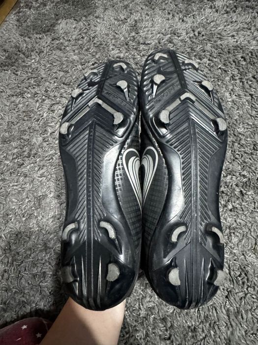 Ghete fotbal Nike marimea 42,5