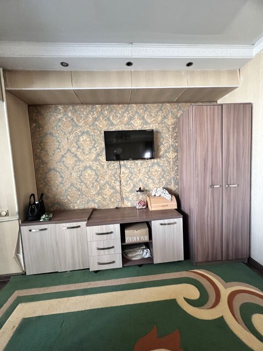 2 стола для гостинной