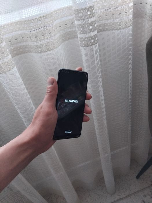Хуавеи ю5,32памяти,