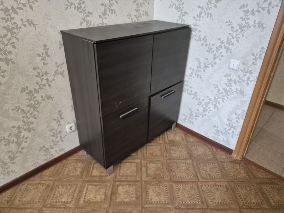 Продам кровать с тумбочкой