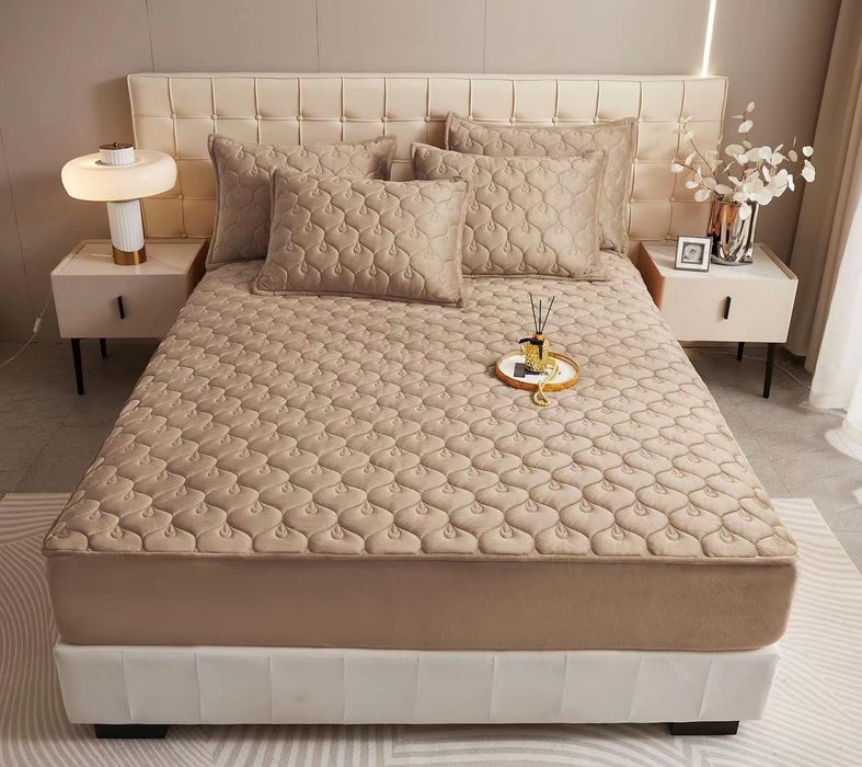 Huse topper de pat și 2 fete de perna