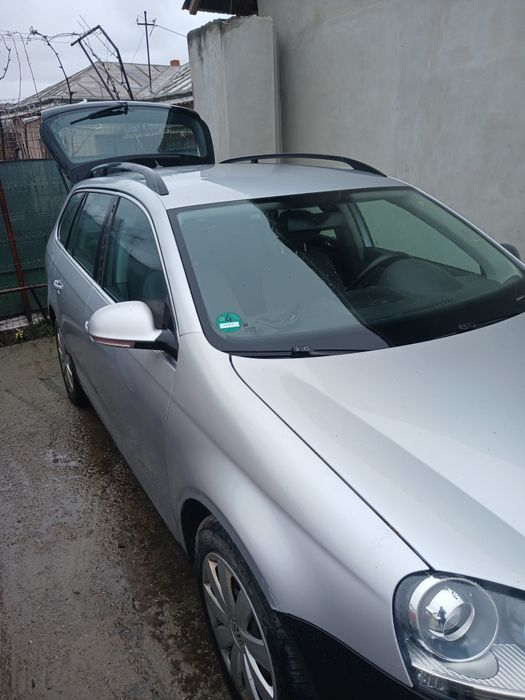 Vând Golf V breck 2008