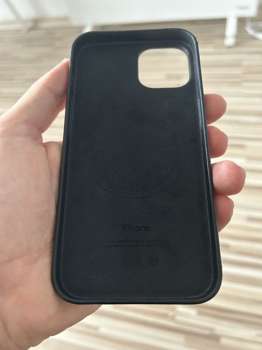 Оригинален Apple MagSafe кожен кейс за iPhone 14, черен