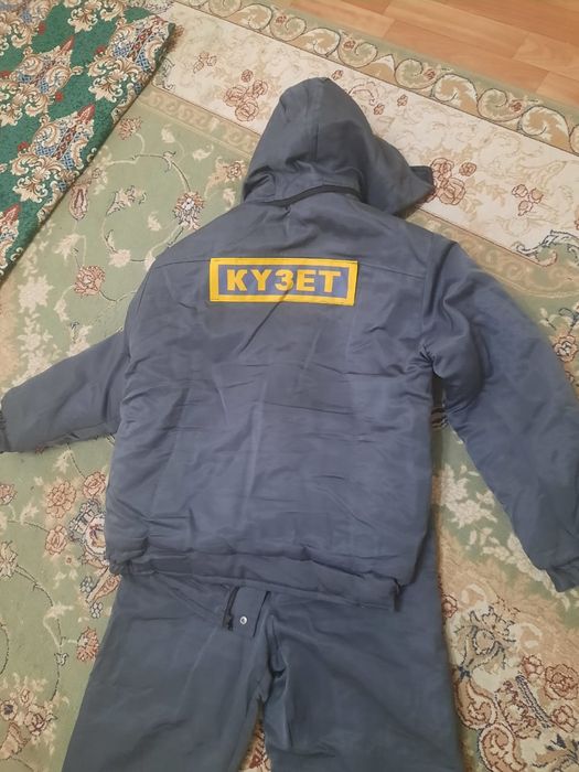Продам спец одежды зимные