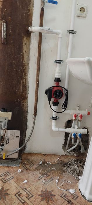 Santexnik   Eliktrik, Сантехник