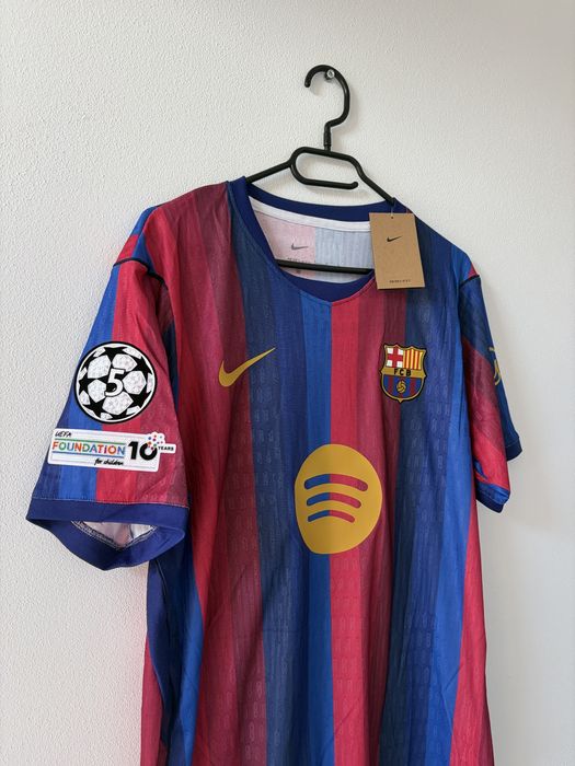 Tricou Barcelona 2026