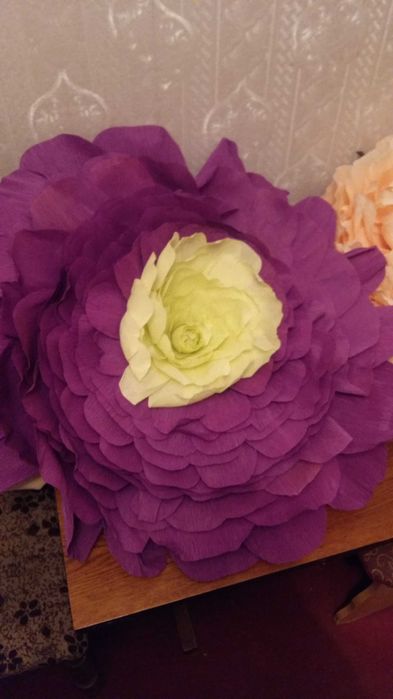 Цветы интерьерные декоративные