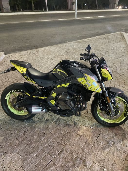 Мотоцыкл cfmoto 650nk